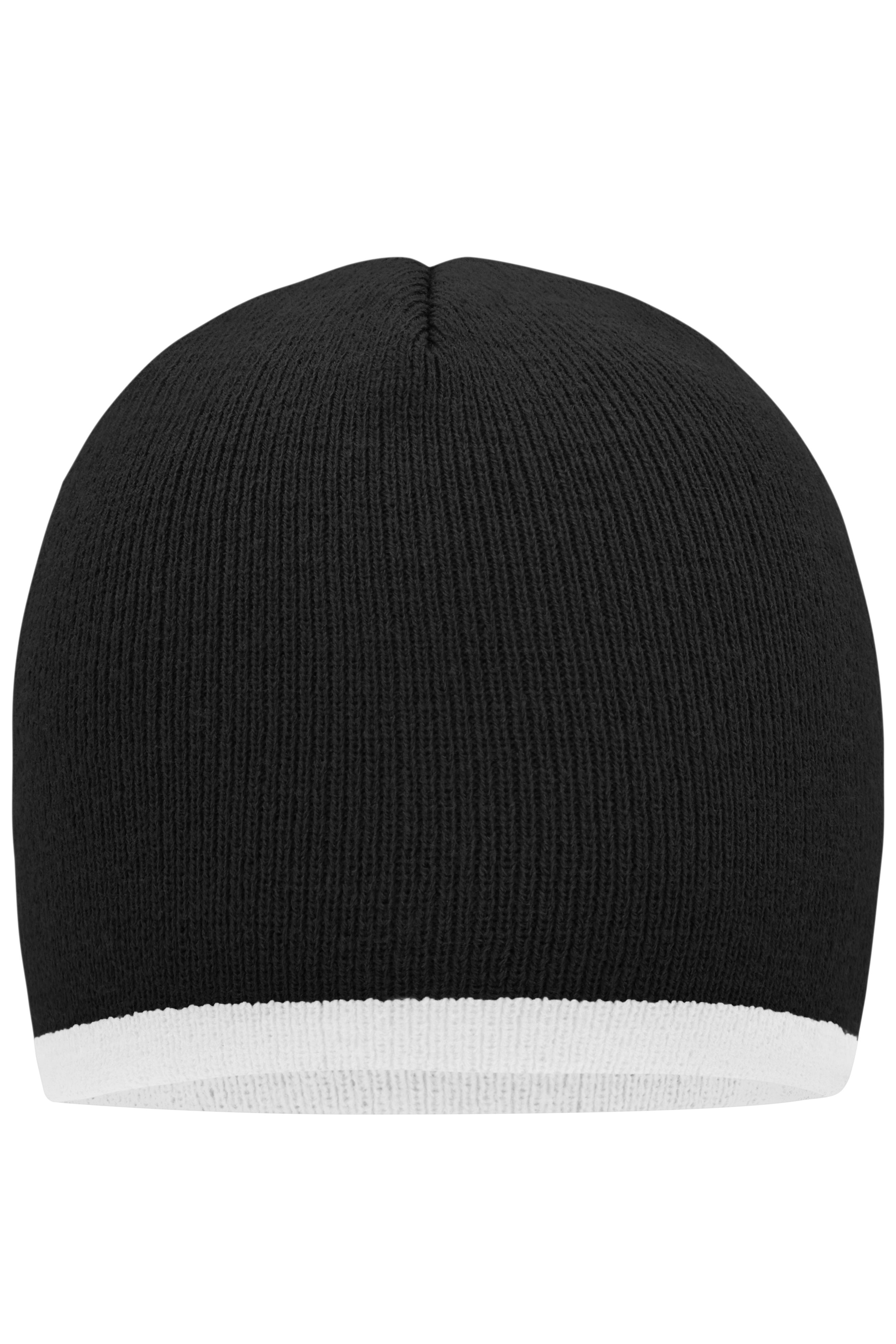 Beanie with Contrasting Border